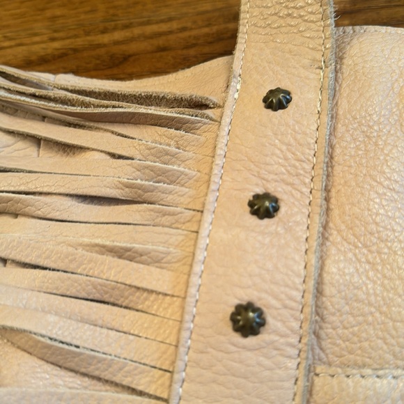 STS Ranchwear Free Spirit Leather shoulder bag - Picture 9 of 14